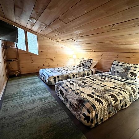 Firefly Fields 2-Acres With Guest House, Game Room, Mountain & River Views Sevierville Exterior photo