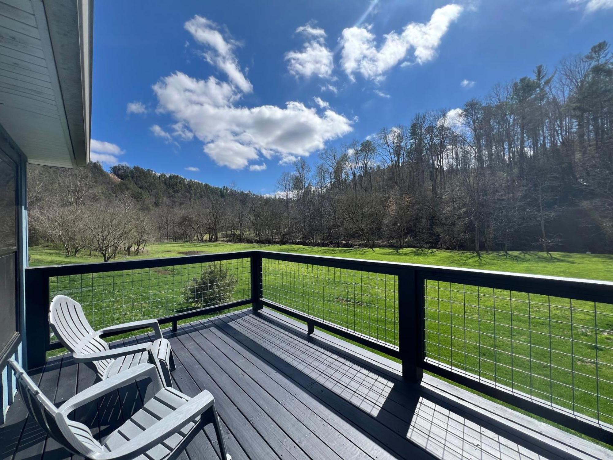 Firefly Fields 2-Acres With Guest House, Game Room, Mountain & River Views Sevierville Exterior photo