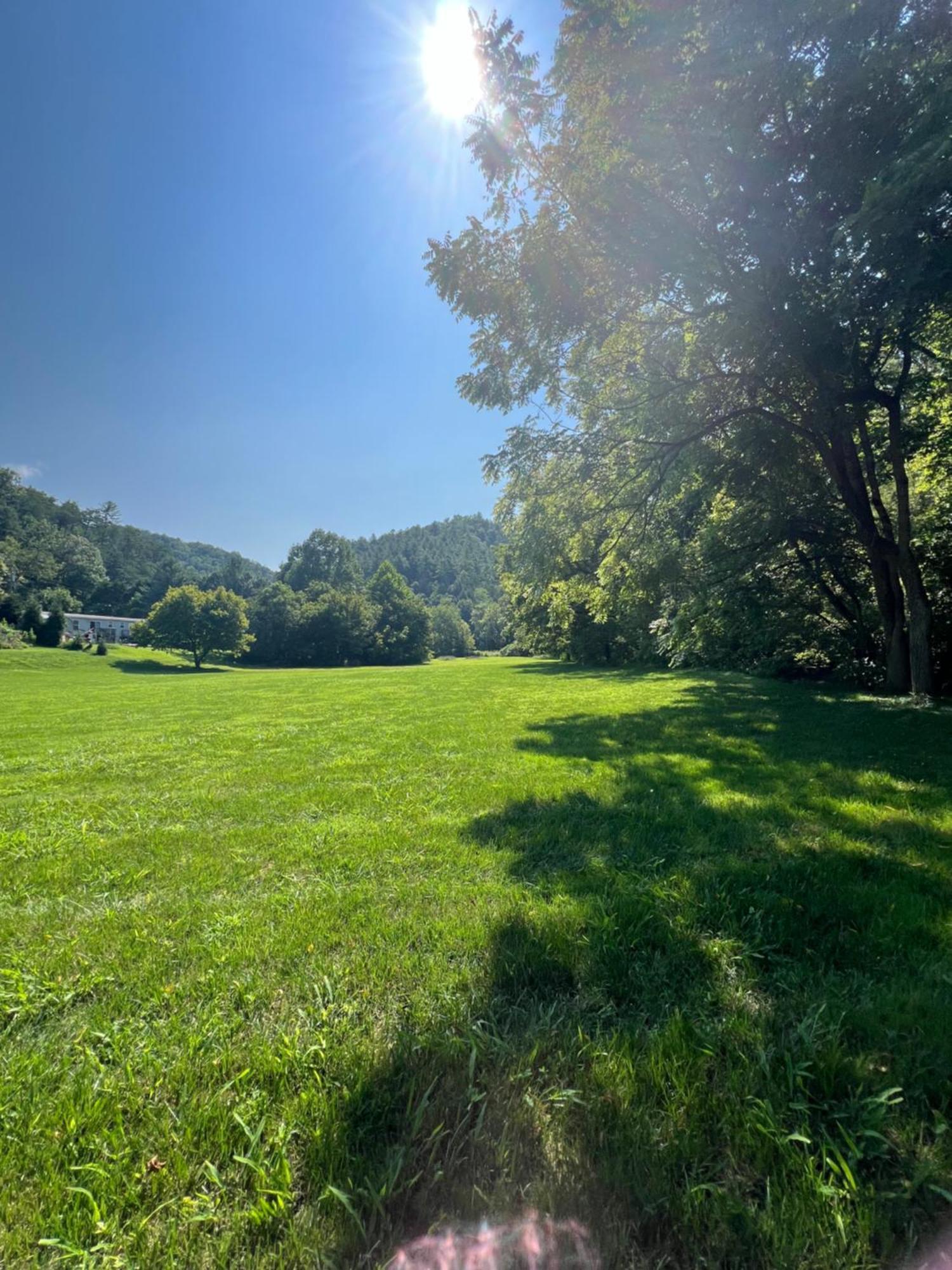 Firefly Fields 2-Acres With Guest House, Game Room, Mountain & River Views Sevierville Exterior photo