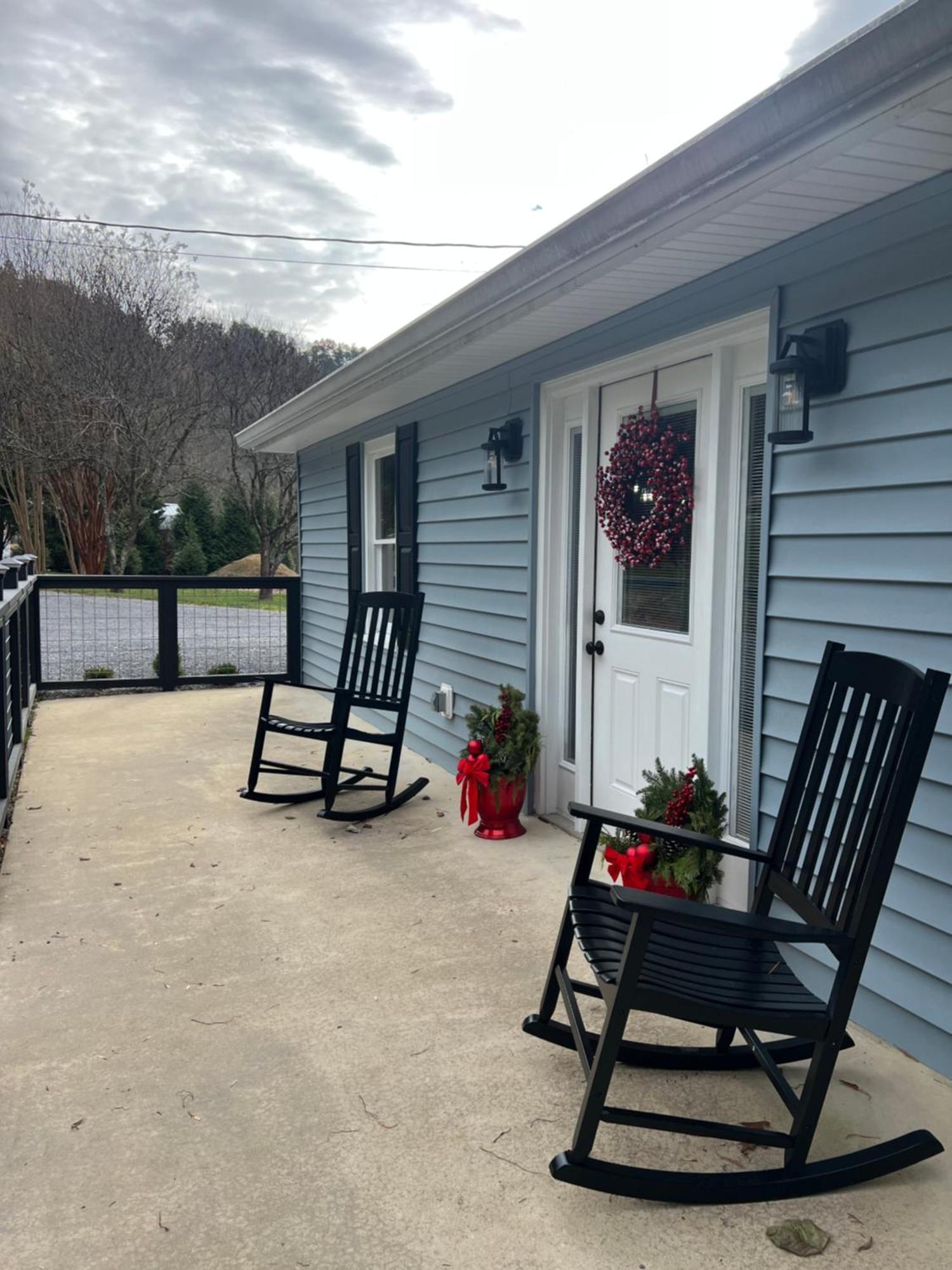 Firefly Fields 2-Acres With Guest House, Game Room, Mountain & River Views Sevierville Exterior photo