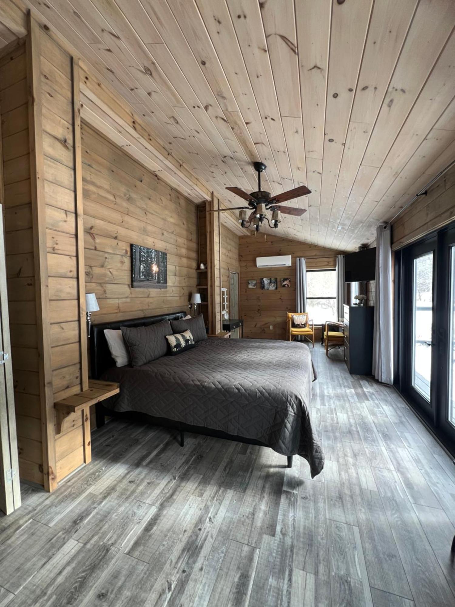 Firefly Fields 2-Acres With Guest House, Game Room, Mountain & River Views Sevierville Exterior photo